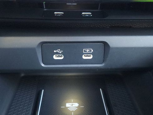 Used 2023 Honda Accord Touring image 12