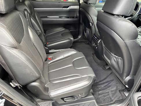 Used 2022 Hyundai Palisade SEL w/ Premium Package image 17