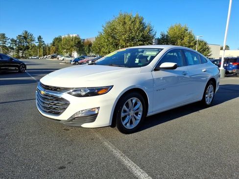 Used 2024 Chevrolet Malibu LT image 14