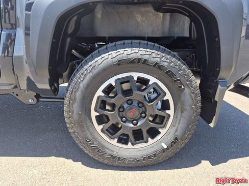 New 2026 Toyota Tacoma TRD Off-Road AWD/4WD image 11