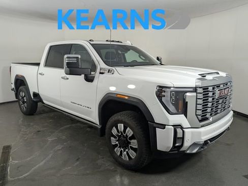 Used 2025 GMC Sierra 2500 Denali w/ Technology Package image 1