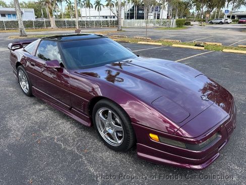 Used 1996 Chevrolet Corvette Coupe image 2