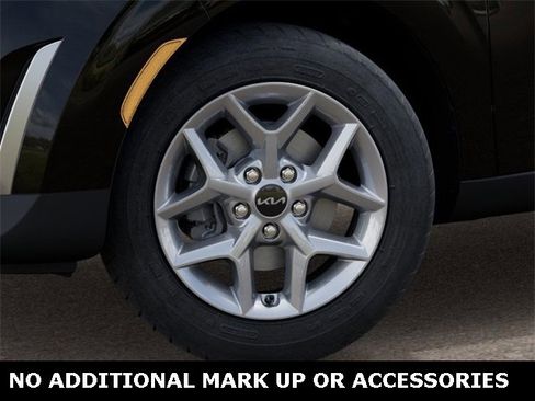 New 2025 Kia Soul LX image 9