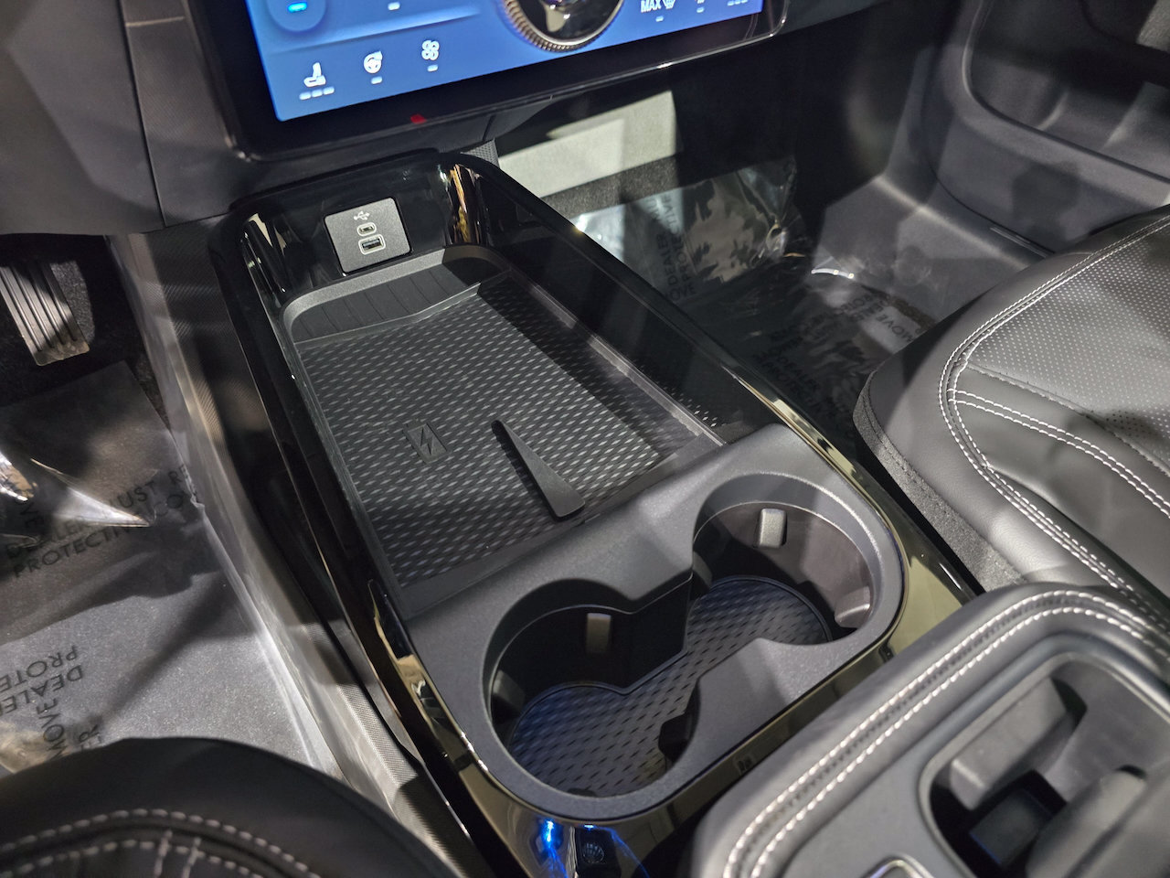 New 2025 Ford Mustang Mach-E Premium AWD/4WD image 29