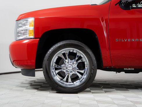 Used 2011 Chevrolet Silverado 1500 W/T w/ LS Package RWD image 18