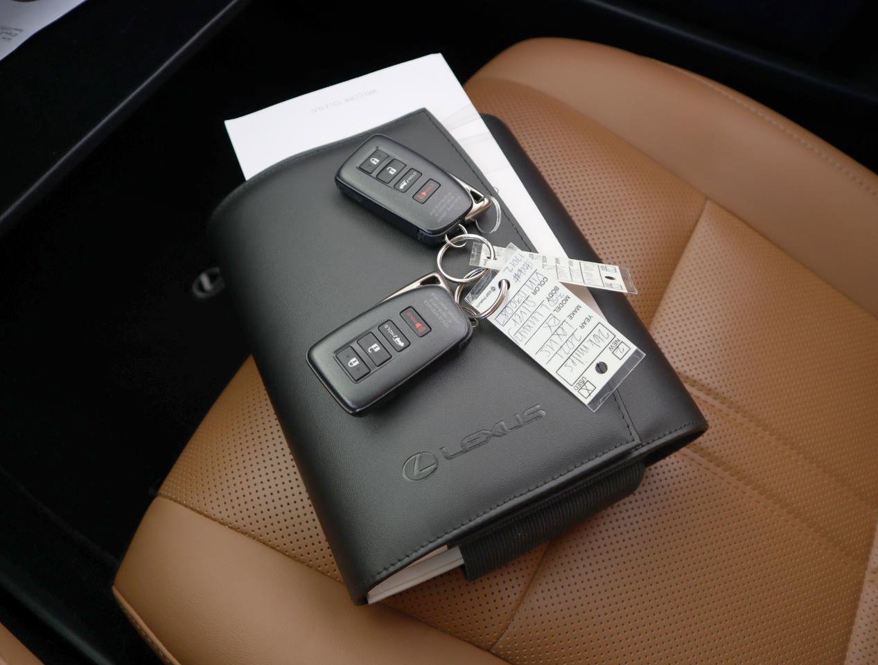 Used 2021 Lexus RX 350L Luxury w/ Accessory Package AWD/4WD image 28