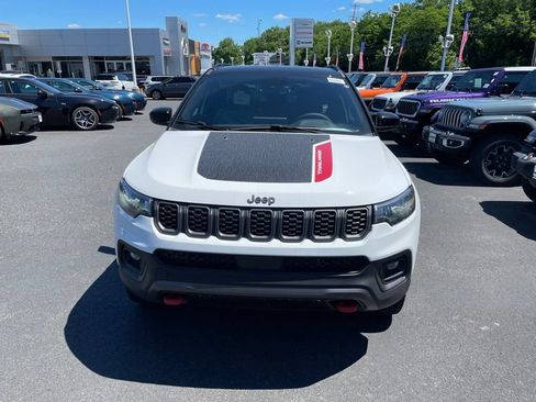 New 2026 Jeep Compass Trailhawk AWD/4WD image 3