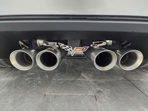 Used 2012 Chevrolet Corvette Grand Sport w/ 2LT Preferred Equipment Group image 26