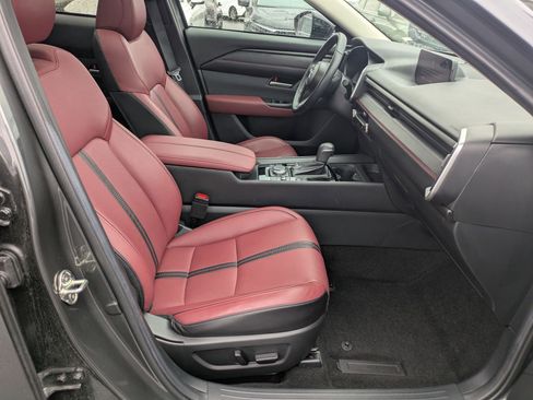 Used 2025 MAZDA CX-50 AWD 2.5 Hybrid w/ Premium Pkg image 35