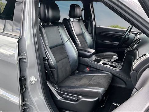 Used 2020 Jeep Grand Cherokee Altitude AWD/4WD image 28