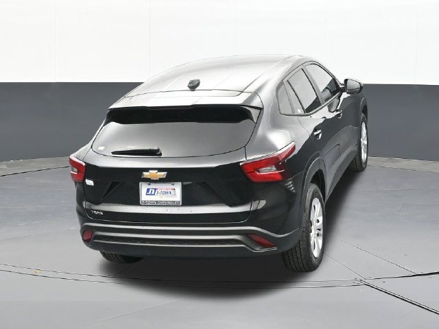 Used 2024 Chevrolet Trax LS FWD image 56