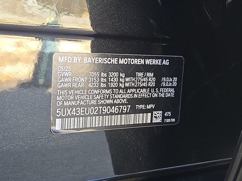 Used 2026 BMW X5 xDrive50e w/ M Sport Package image 26