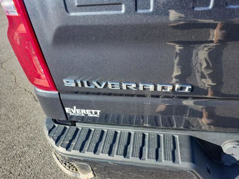 Used 2021 Chevrolet Silverado 1500 RST image 4