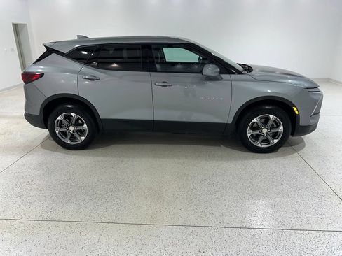 Used 2023 Chevrolet Blazer LT AWD/4WD image 6