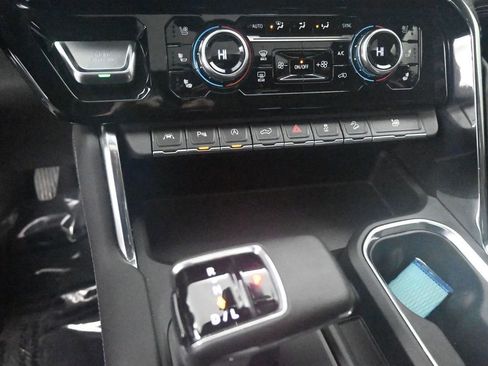 Used 2024 GMC Sierra 1500 Denali w/ Denali Reserve Package image 33