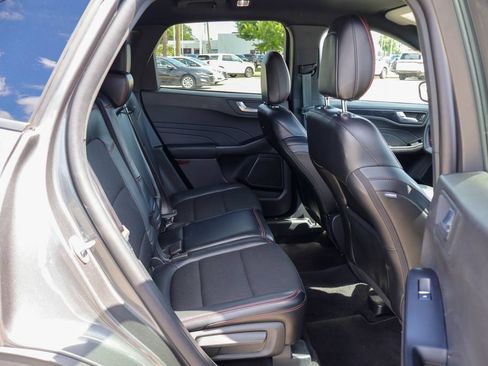 Used 2025 Ford Escape ST-Line AWD/4WD image 10