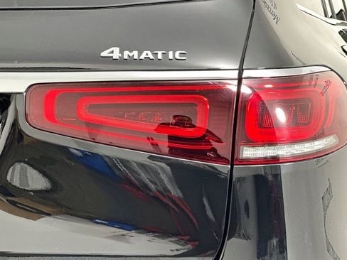 Certified 2023 Mercedes-Benz GLS 450 4MATIC image 34