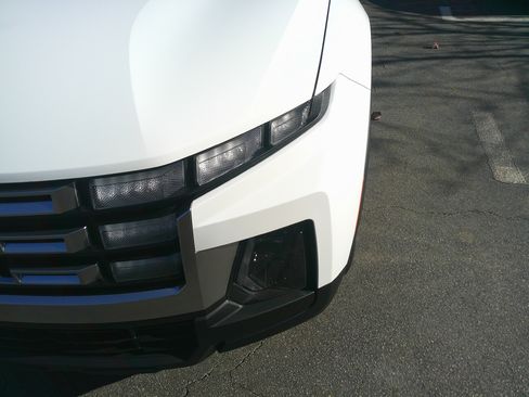 Used 2025 Hyundai Santa Cruz SE image 7