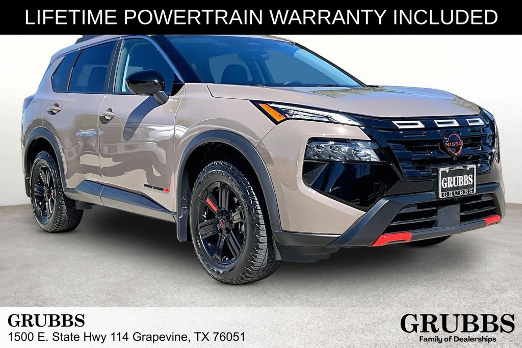 Used 2025 Nissan Rogue SV AWD/4WD image 1