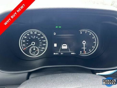 Used 2025 Genesis G70 2.5T AWD/4WD image 36