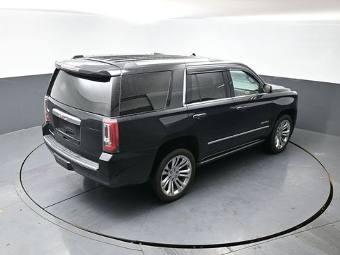 Used 2019 GMC Yukon Denali w/ Denali Ultimate Package image 12