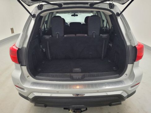 Used 2020 Nissan Pathfinder S AWD/4WD image 29