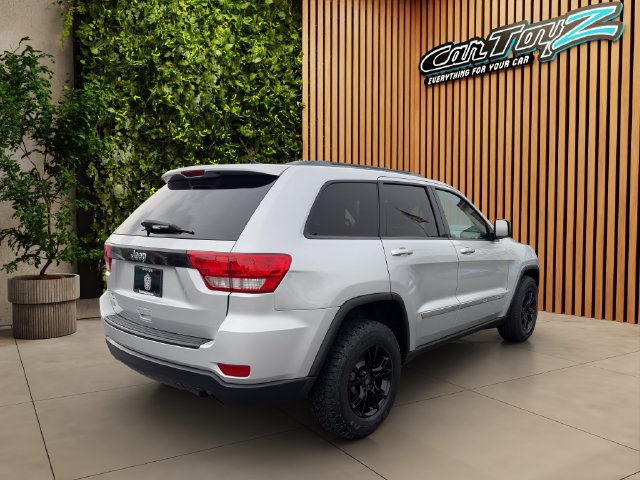 Used 2012 Jeep Grand Cherokee Laredo w/ Laredo E Group AWD/4WD image 24