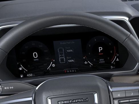 New 2026 GMC Canyon Denali image 18