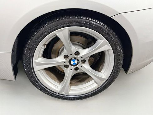 Used 2011 BMW Z4 sDrive30i RWD image 32