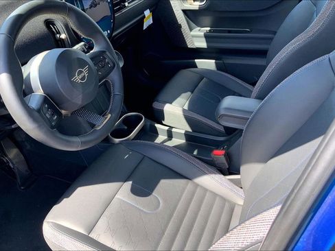 Certified 2025 MINI Cooper S FWD image 18
