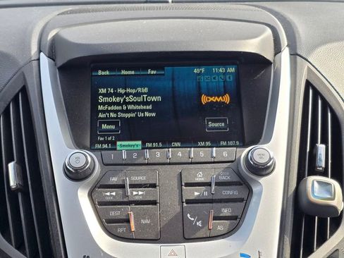 Used 2017 Chevrolet Equinox LT w/ Convenience Package image 41