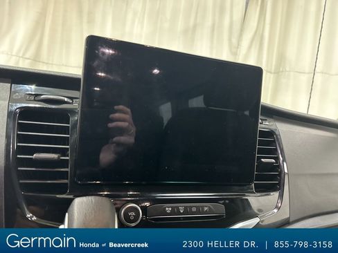 Used 2023 Ford Transit 350 XLT image 25