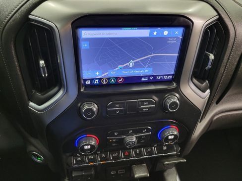 Used 2019 Chevrolet Silverado 1500 LTZ w/ LTZ Premium Package AWD/4WD image 7