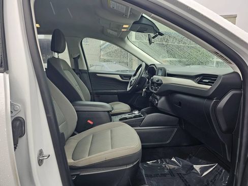 Used 2022 Ford Escape S AWD/4WD image 10