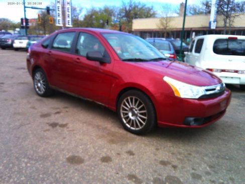 Used 2009 Ford Focus SES FWD image 2