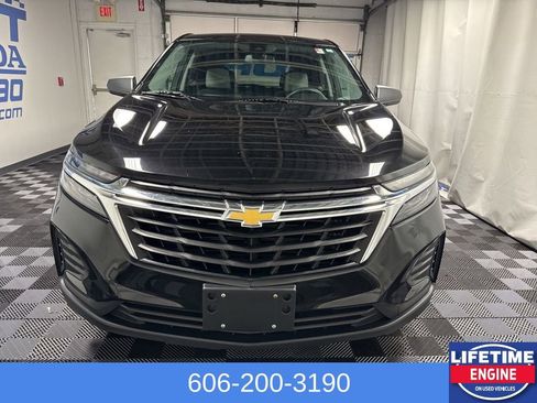 Used 2024 Chevrolet Equinox LS w/ LS Convenience Package image 2