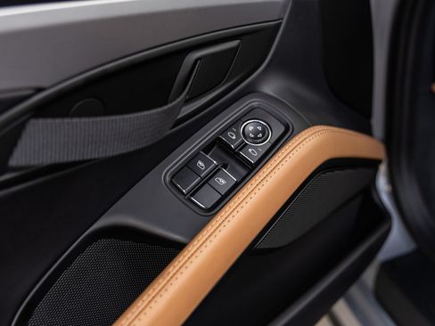 Used 2019 Porsche 911 Speedster RWD image 35
