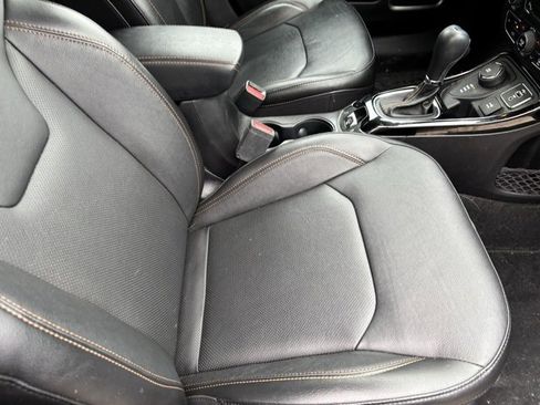 Used 2021 Jeep Compass Limited image 24