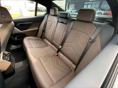 Certified 2024 BMW 530i xDrive 530i xDrive w/ M Sport Package image 20