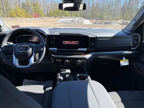 New 2026 GMC Sierra 1500 Elevation w/ X31 Off-Road Package AWD/4WD image 15