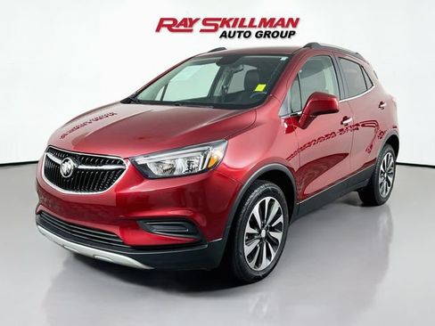 Used 2021 Buick Encore Preferred AWD/4WD image 3
