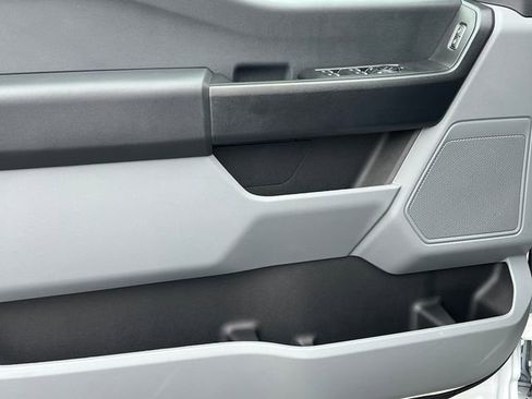 New 2025 Ford F450 XL w/ XL Chrome Package RWD image 13