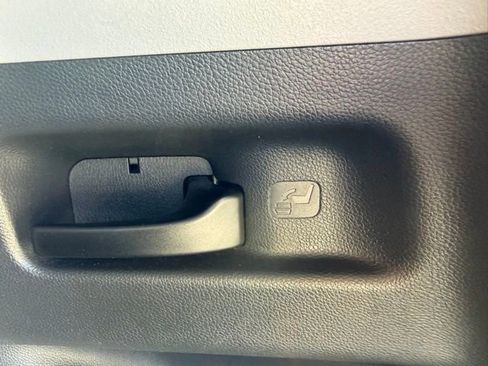 Used 2019 Honda CR-V EX-L image 38