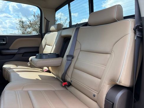 Used 2018 GMC Sierra 2500 Denali w/ Duramax Plus Package AWD/4WD image 44