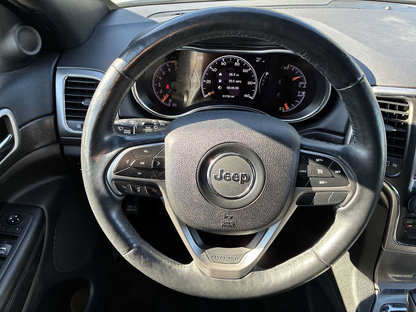 Used 2018 Jeep Grand Cherokee Altitude AWD/4WD image 11