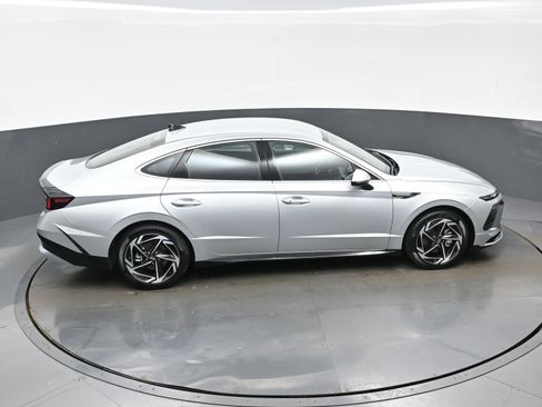 Certified 2026 Hyundai Sonata SEL FWD image 38