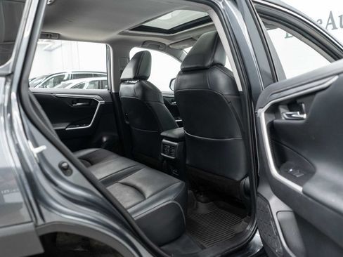 Used 2021 Toyota RAV4 Limited AWD/4WD image 12