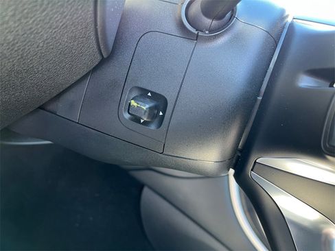 Certified 2024 Mercedes-Benz C 300 4MATIC Sedan image 21