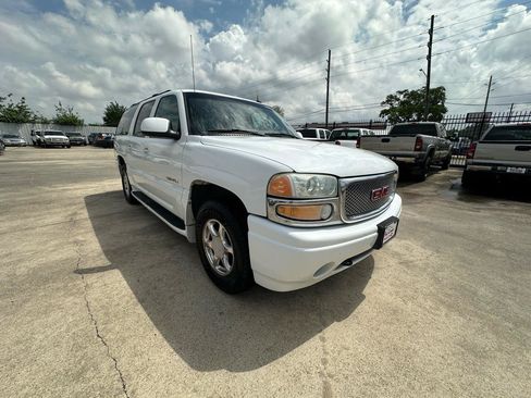 Used 2002 GMC Yukon XL Denali AWD/4WD image 7