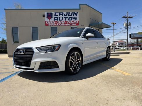 Used 2018 Audi A3 2.0T Premium Plus w/ Premium Plus Package FWD image 1